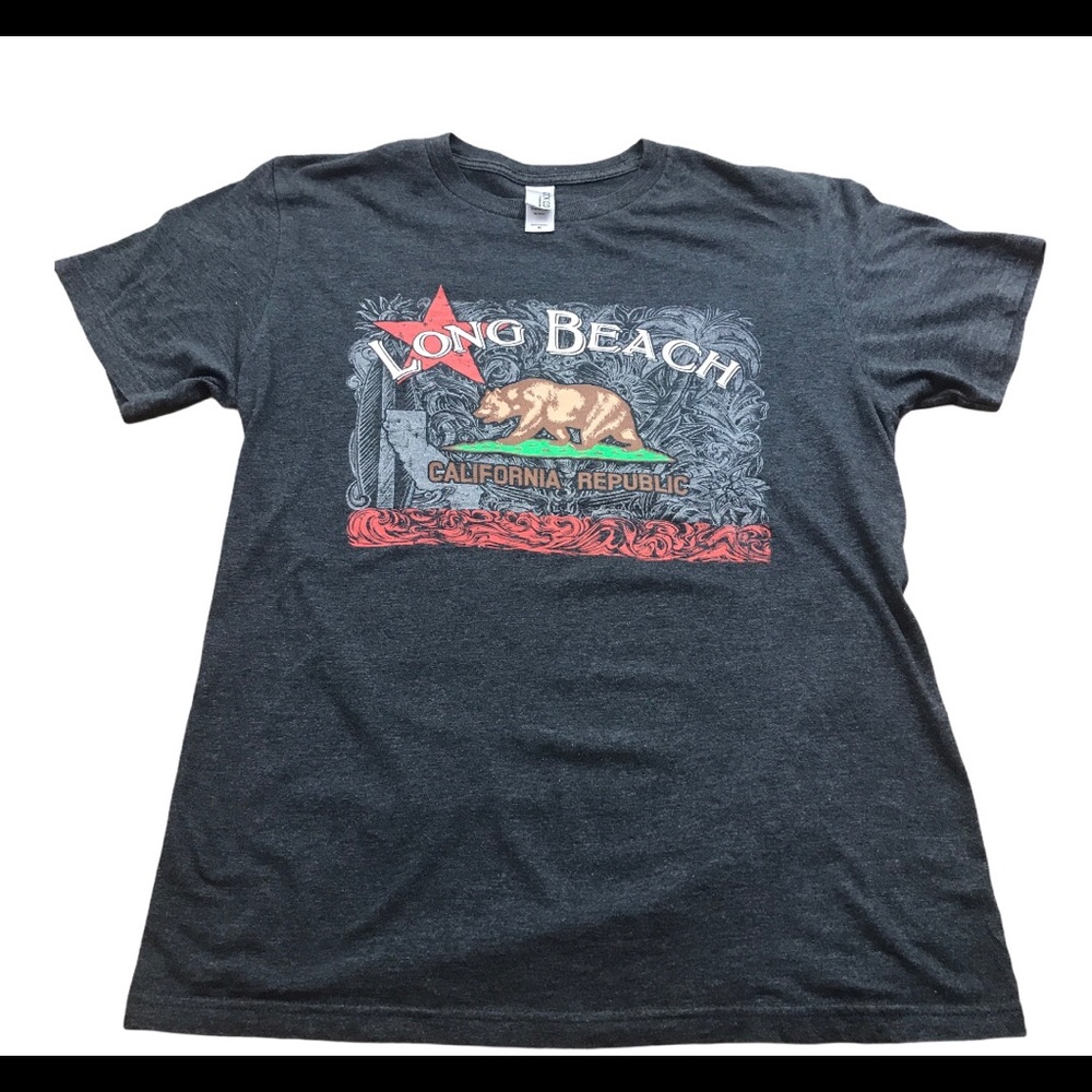 Duck Co Long Beach CA Flag Graphic Tee Med Bear Waves